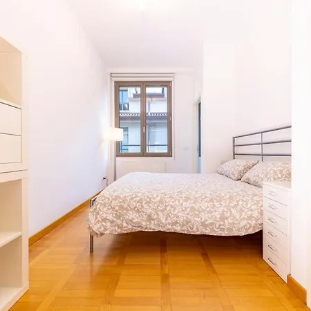 Apartment Luxury 1 Bedroom Navigli Loft Milan