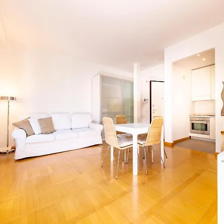Luxury 1 Bedroom Navigli Loft Apartment Milan